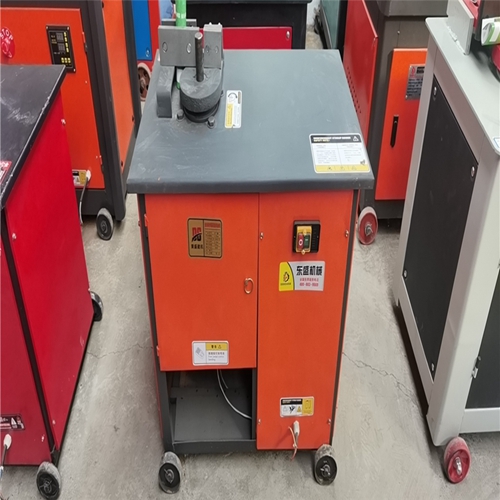 鋼筋(jin)彎箍機 